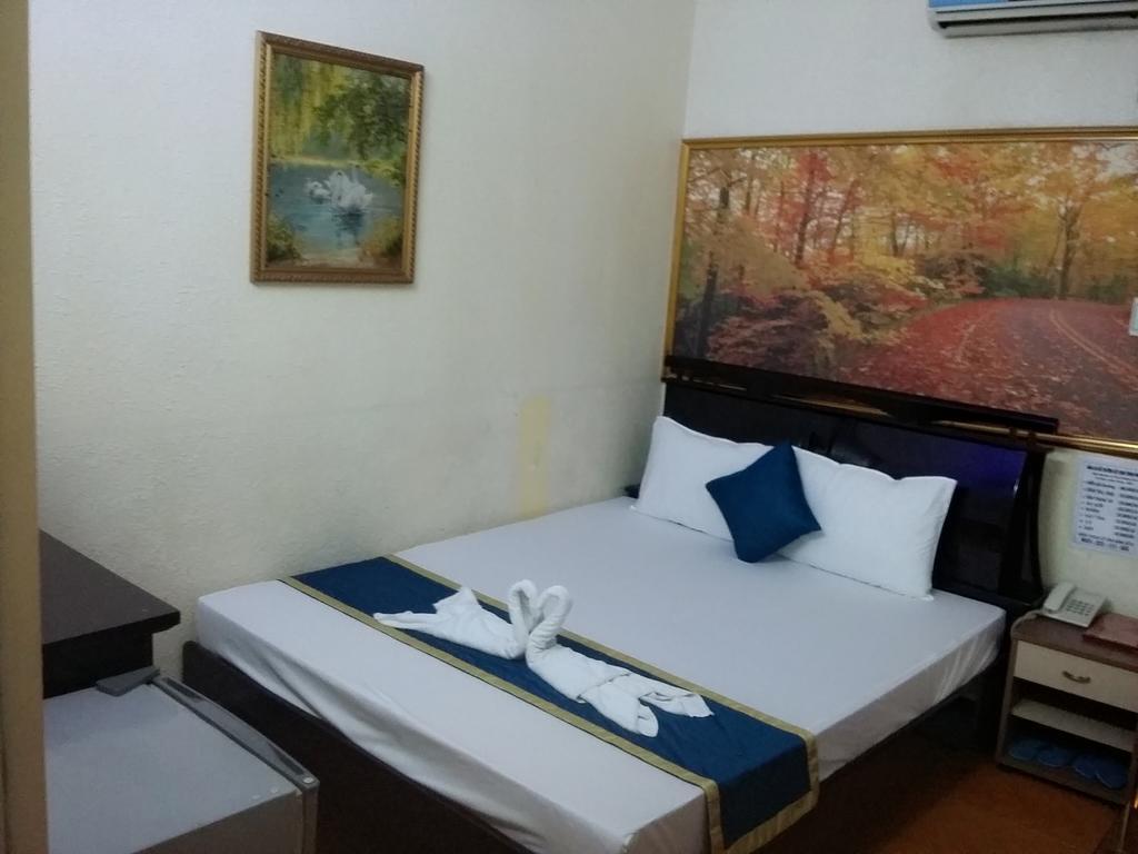 Tan Ha Hotel Ho Chi Minh City Exterior photo