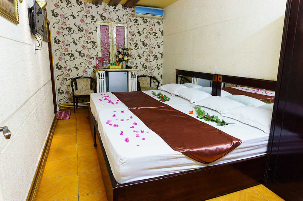 Tan Ha Hotel Ho Chi Minh City Exterior photo
