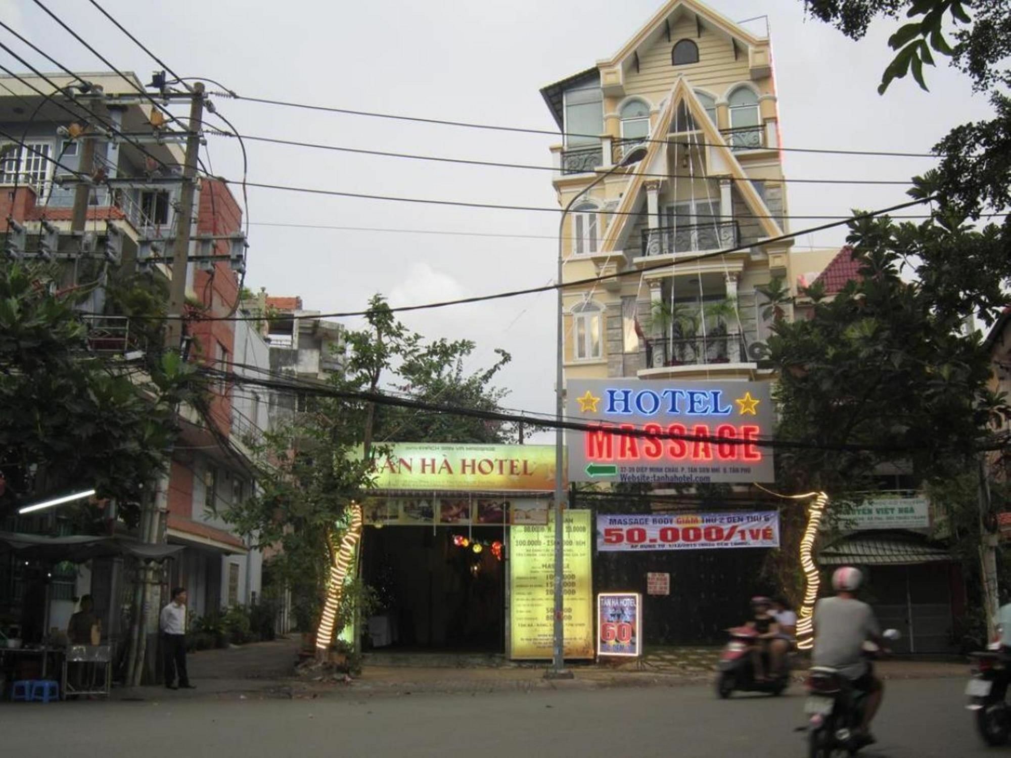 Tan Ha Hotel Ho Chi Minh City Exterior photo