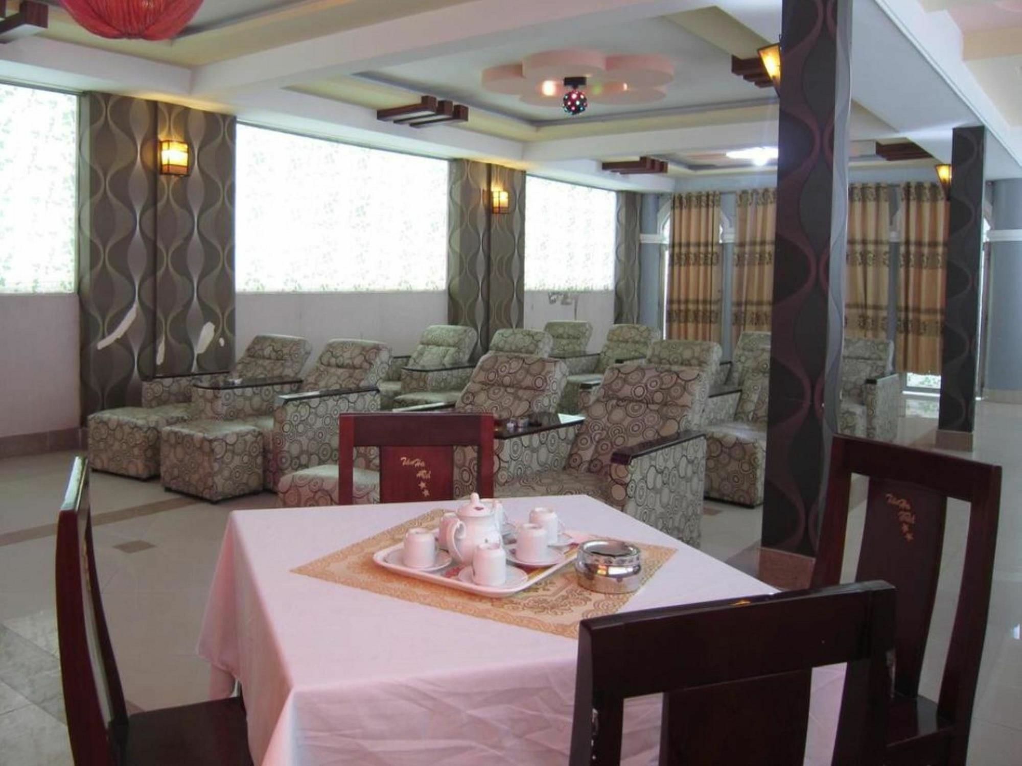 Tan Ha Hotel Ho Chi Minh City Exterior photo